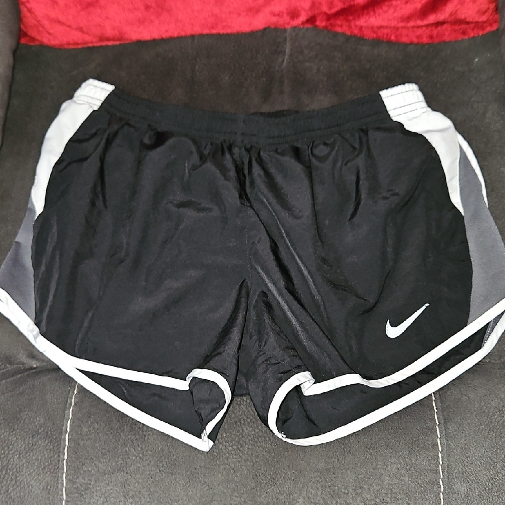 Nike Black and White Athletic Shorts Tempo Style